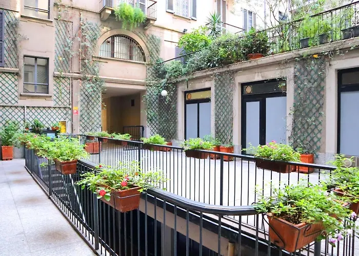 Repubblica Elegant Milan House