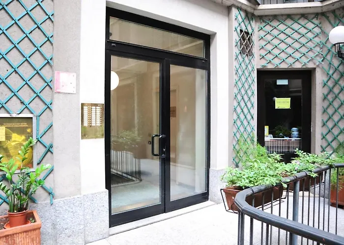 Repubblica Elegant Milan House